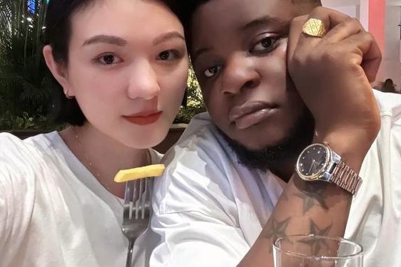 黑人双人RAPPER的特点澎湃—黑人特点