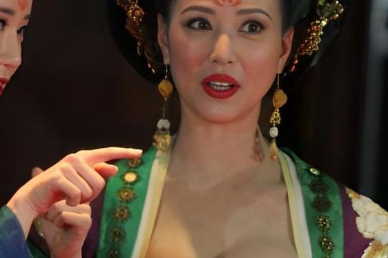 丰裕纵满杨玉环香港古装—李隆基霸占杨玉环