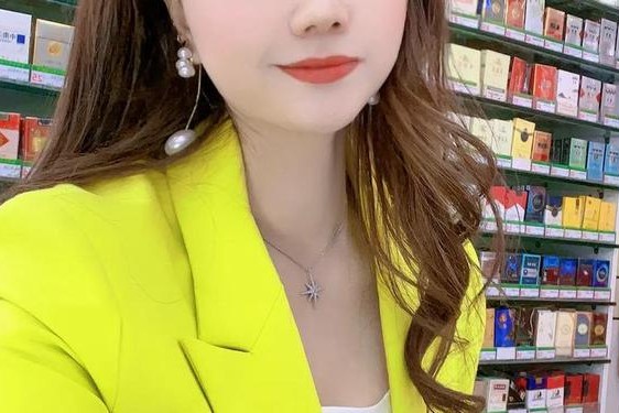 老板娘越来越漂亮Dj女歌曲;美景之屋2女老板娘的名字