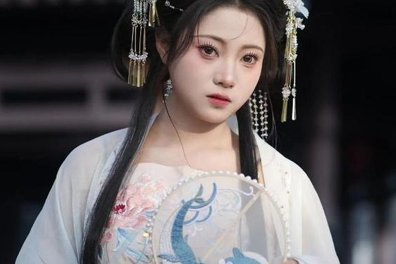 古代三片穿汉服的 古代人为什么要穿汉服