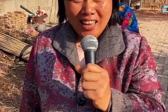 东北乡村女rapper—中国最强女rapper农村大姐