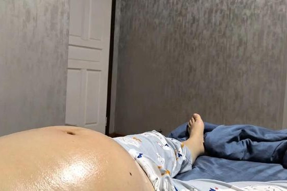 怀孕大肚子做疯狂运动要生了贴吧—AAAAA级产妇孕妇