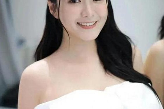 江嘉敏嫩白雪乳出动;大团圆结亲情会第一章