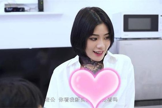 果冻传媒国产大豆艾秋;蓝果冻传媒国产大豆艾秋信息的剧情介绍